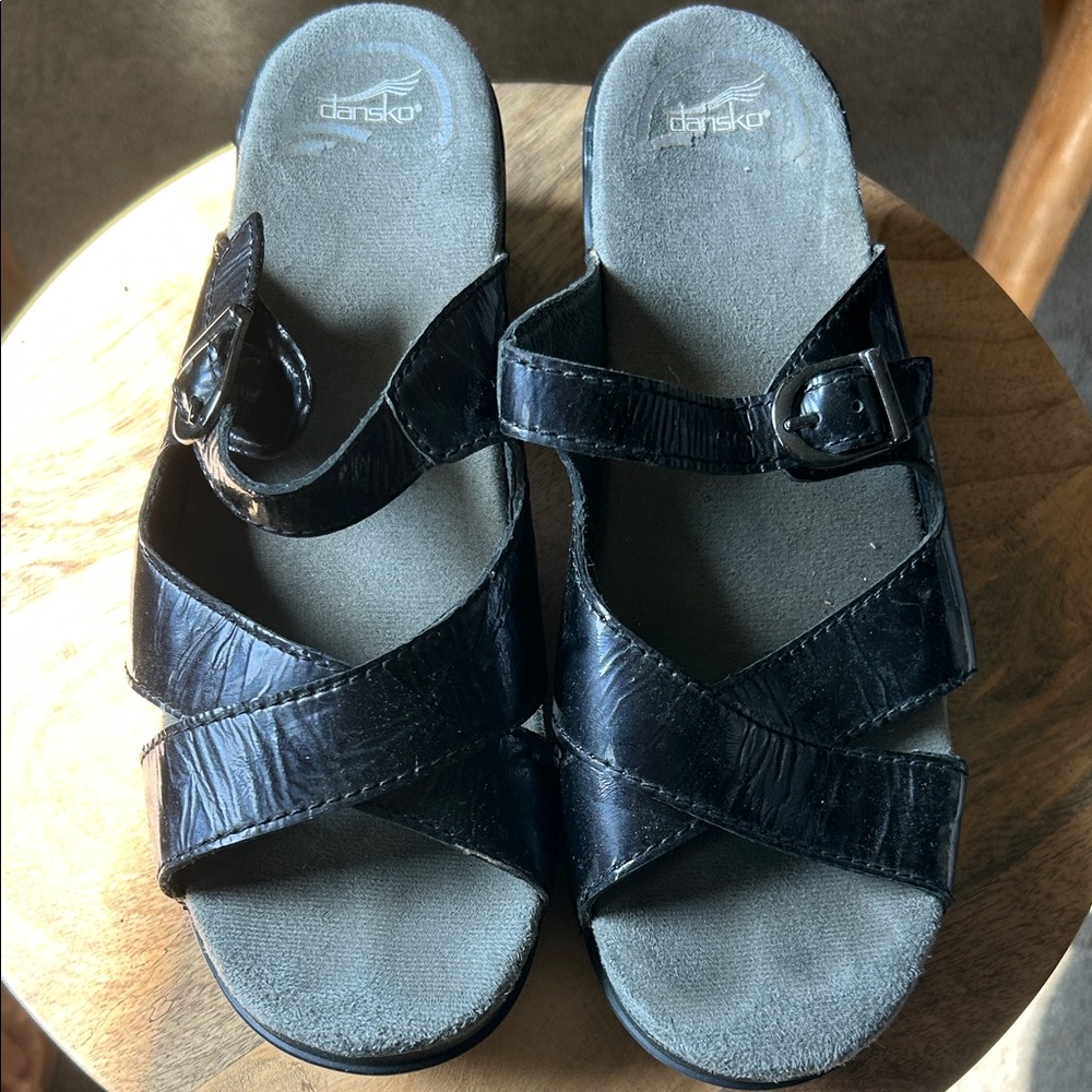 Dansko Black Patent Leather Strappy Sandals